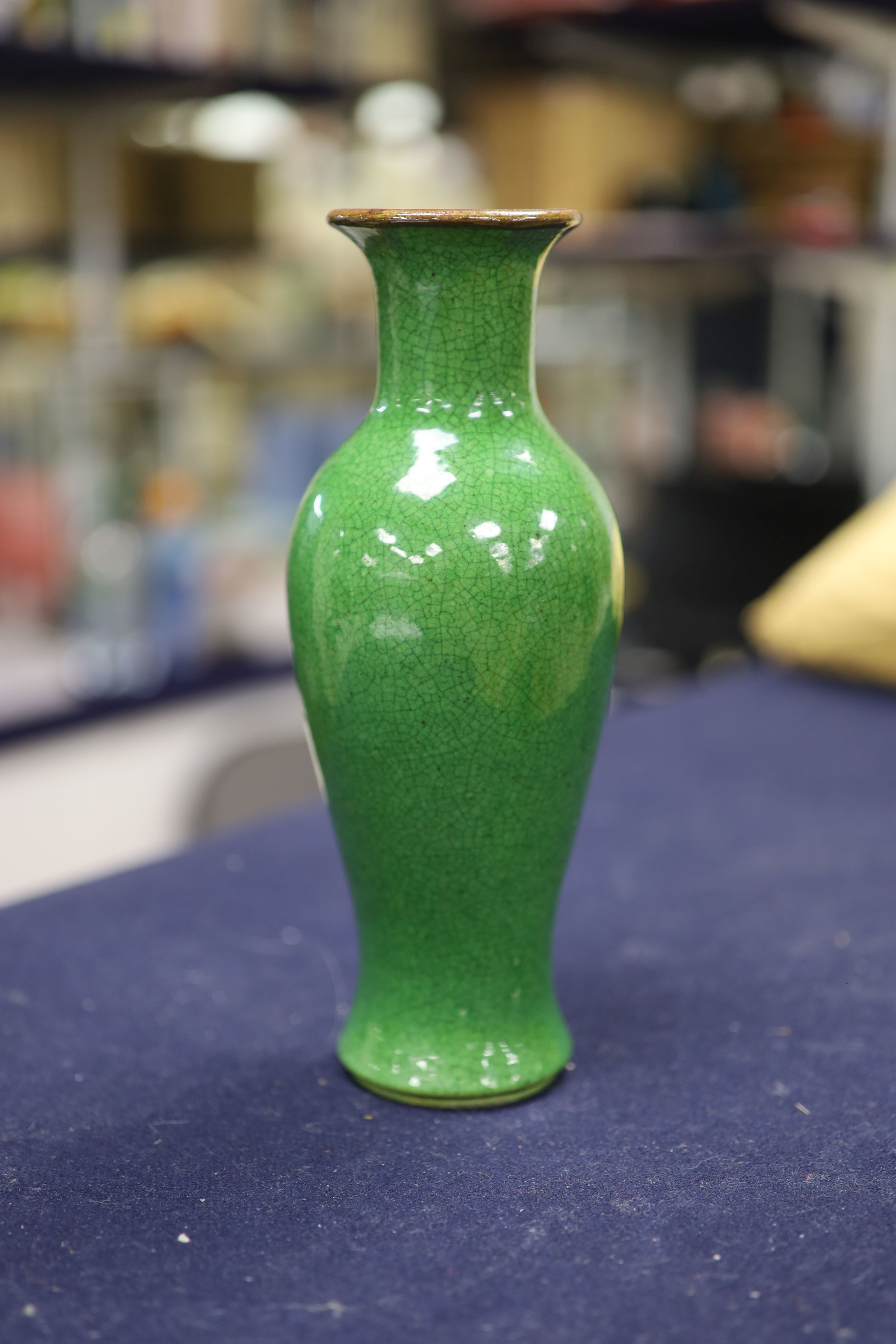 A Chinese green crackle glaze vase, height 23cm